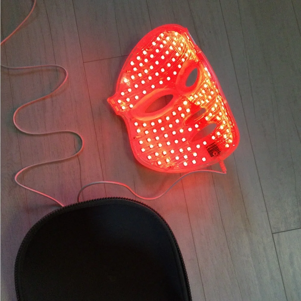 Aphrona Moonlight LED Mask - Picture 3 of 11